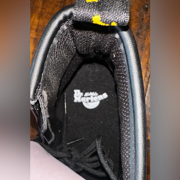 NWOB Dr. Martens 1460 boots in pale pink patent leather Women’s Sz 7 - Picture 8 of 15